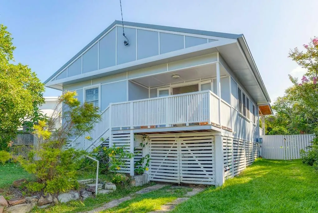 Stylish 1950S Moffat Beach House Villa Caloundra 0*,  Australia