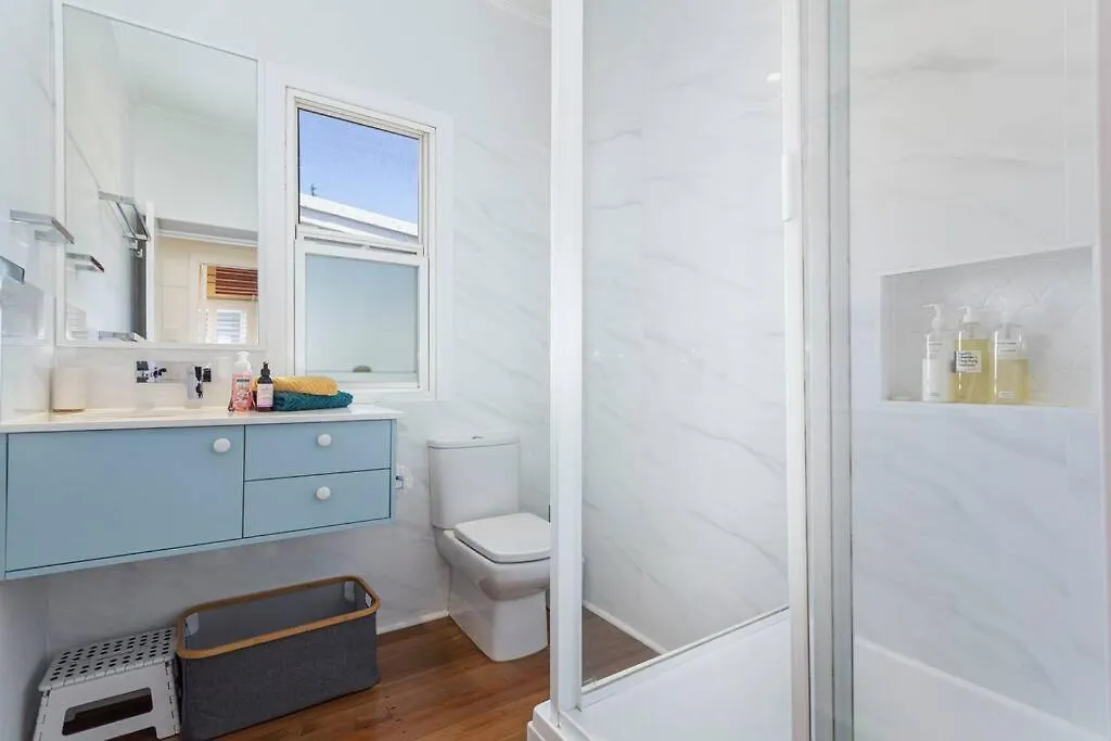 Stylish 1950S Moffat Beach House Villa Caloundra Holiday home